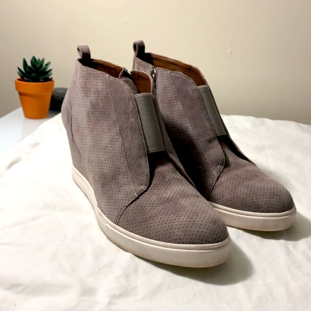 Paolo “Felicia” Wedge Sneaker, size 10